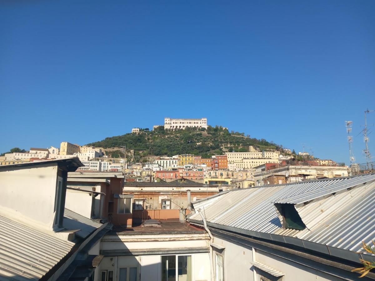 I Tre Re Via Toledo 那不勒斯 外观 照片